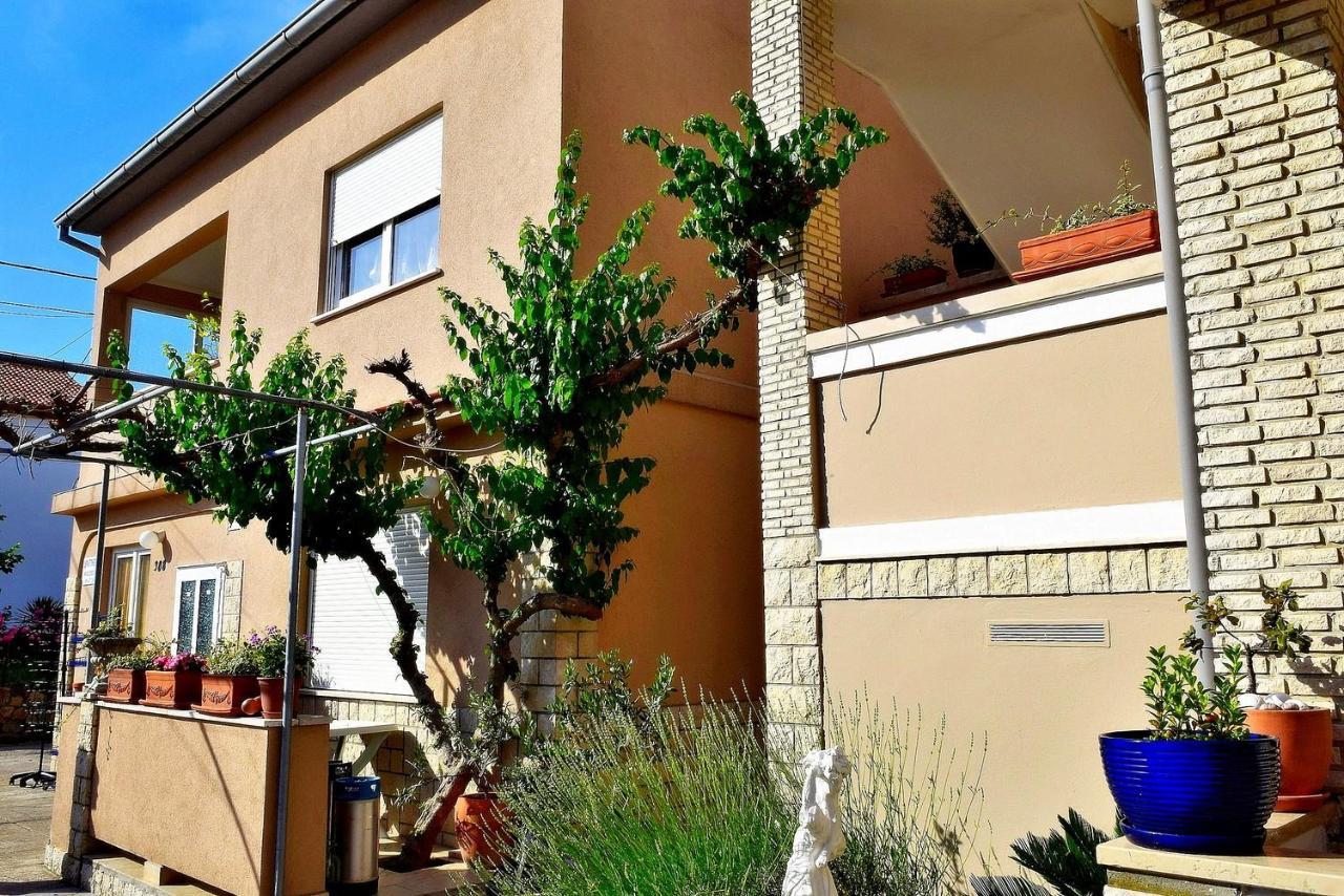 Zoro Apartments Palit Экстерьер фото