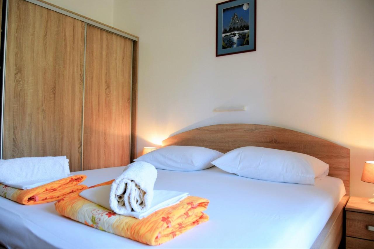 Zoro Apartments Palit Экстерьер фото