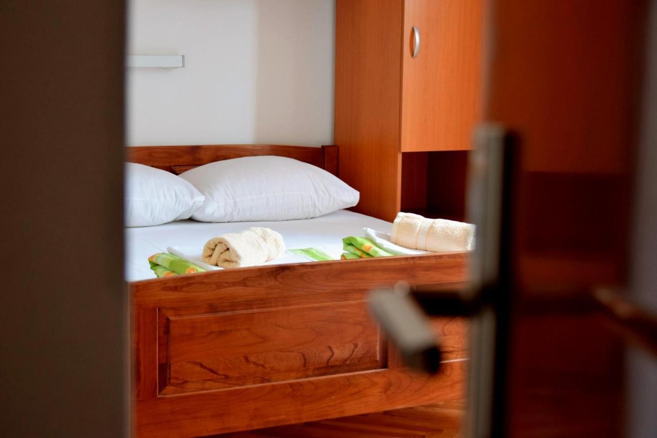 Zoro Apartments Palit Экстерьер фото